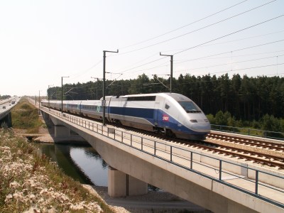 Democrats Push For High-Speed Rail Investment Amid GOP Highway Feeding Frenzy