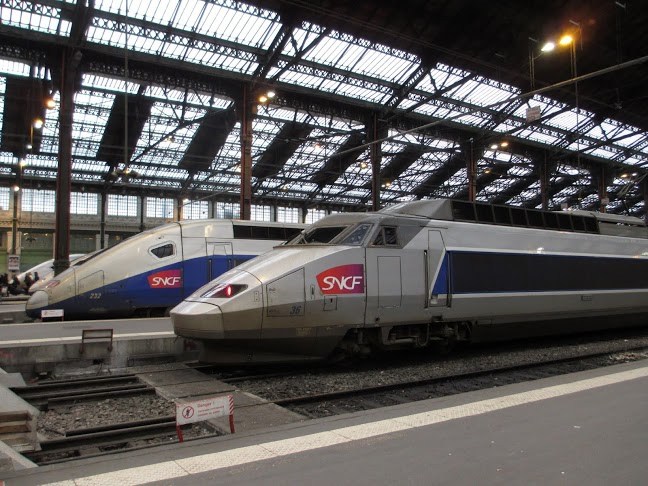 High Speed Rail Will Take People out of Electric Cars?