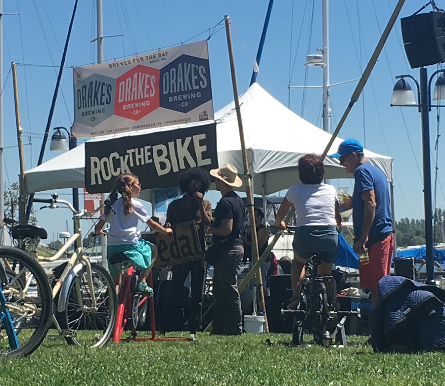 It's always nice to let other the kids work hard to make electricity so the rest of us can listen to good music. Rock the Bike. Photo: Melanie Curry/Streetsblog