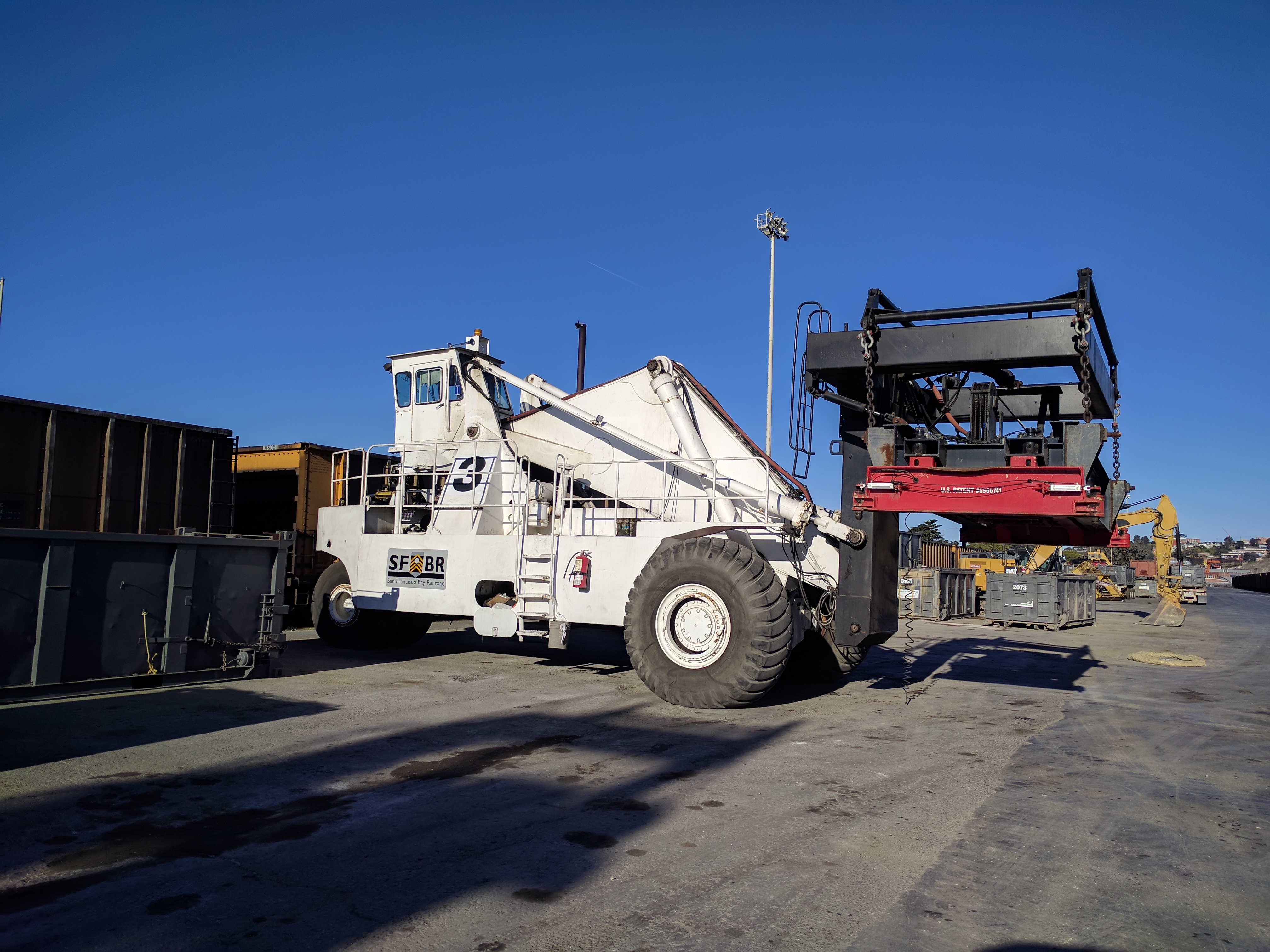 White pickup machine