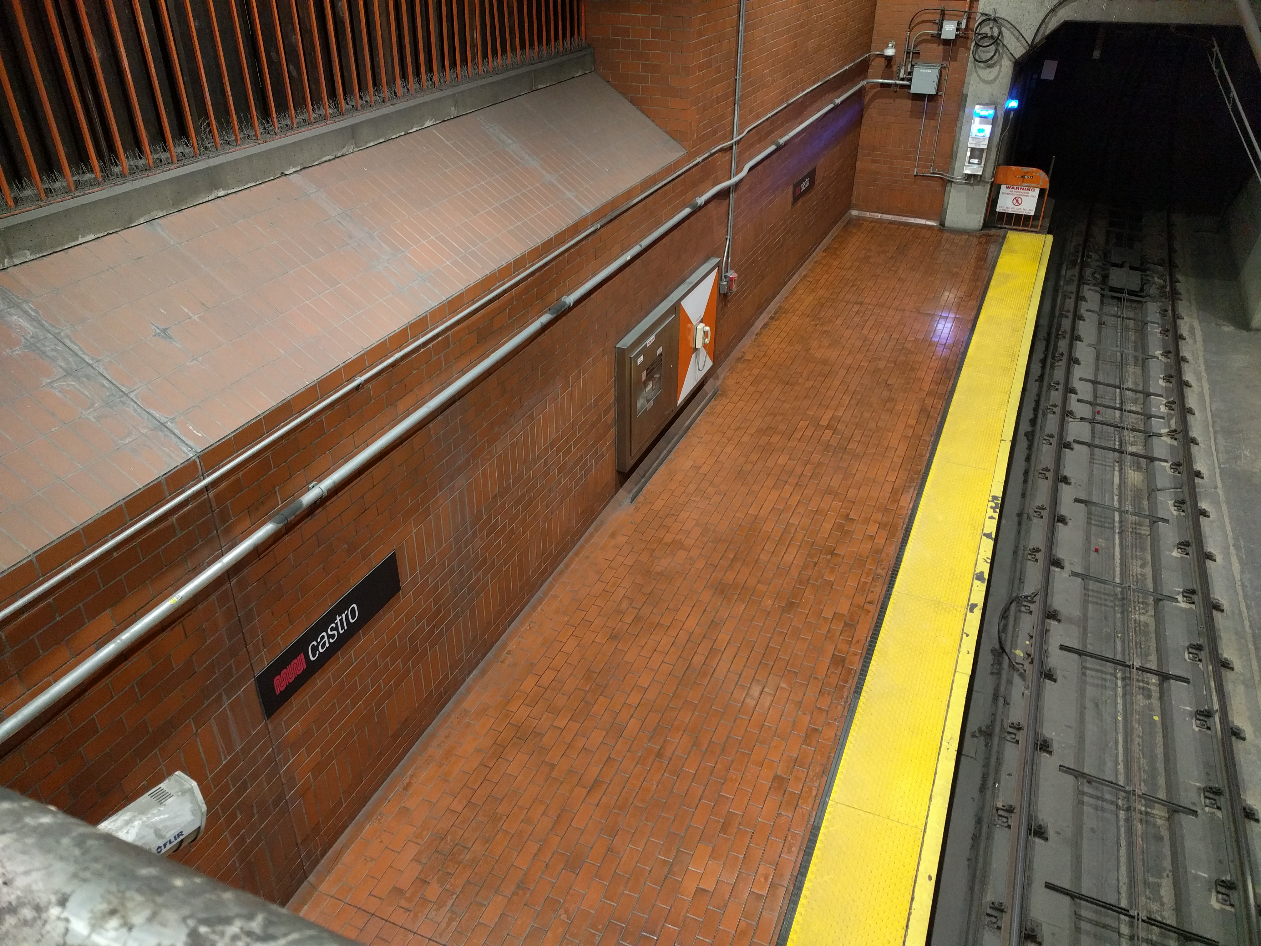 Future elevator location at Western end of platform