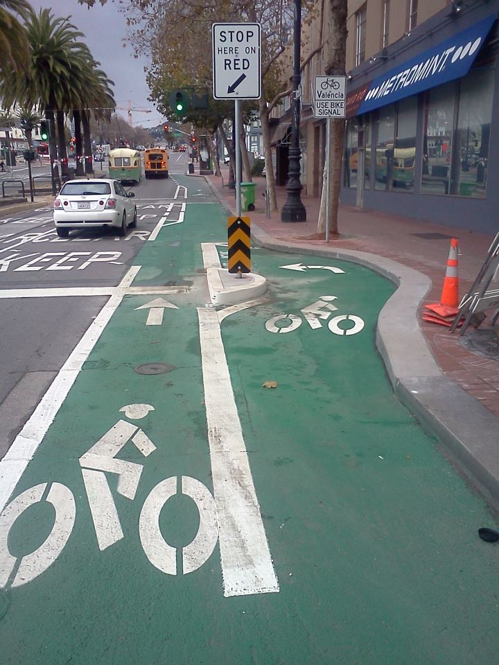 A shot of the jughandle in front of the SFBC at Market/Valencia. Photo: Aaron Bialick