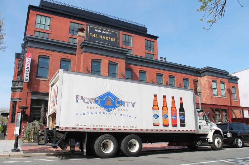 Garçon! D.C. Requires Curb Reservations for Deliveries
