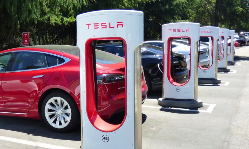 Study: EV Tax Credits <i>Increase</i> Emissions