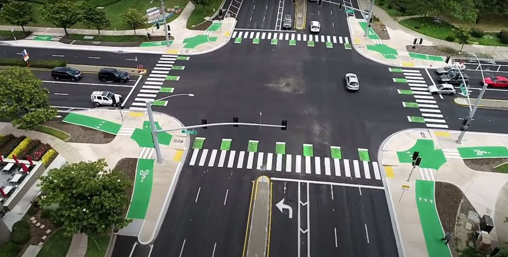 Eyes on the Street: Fremont Finishes Best Bikeway in the Bay Area