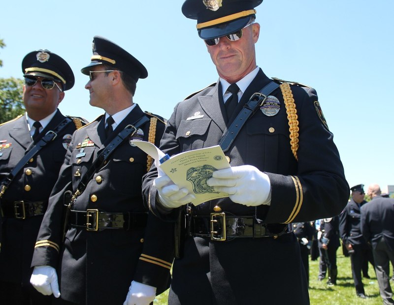 How Cop “Courtesy Cards” Keep Dangerous Drivers On the Roads