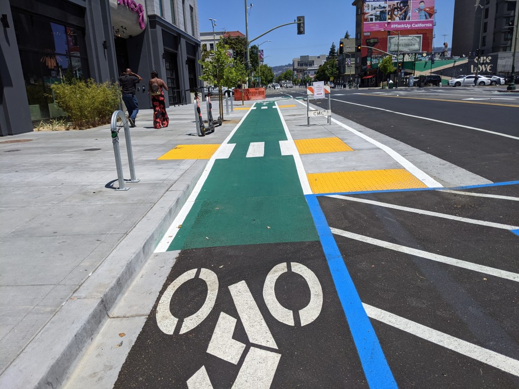 OakDOT Study Affirms Protected Bike Lanes are Safest