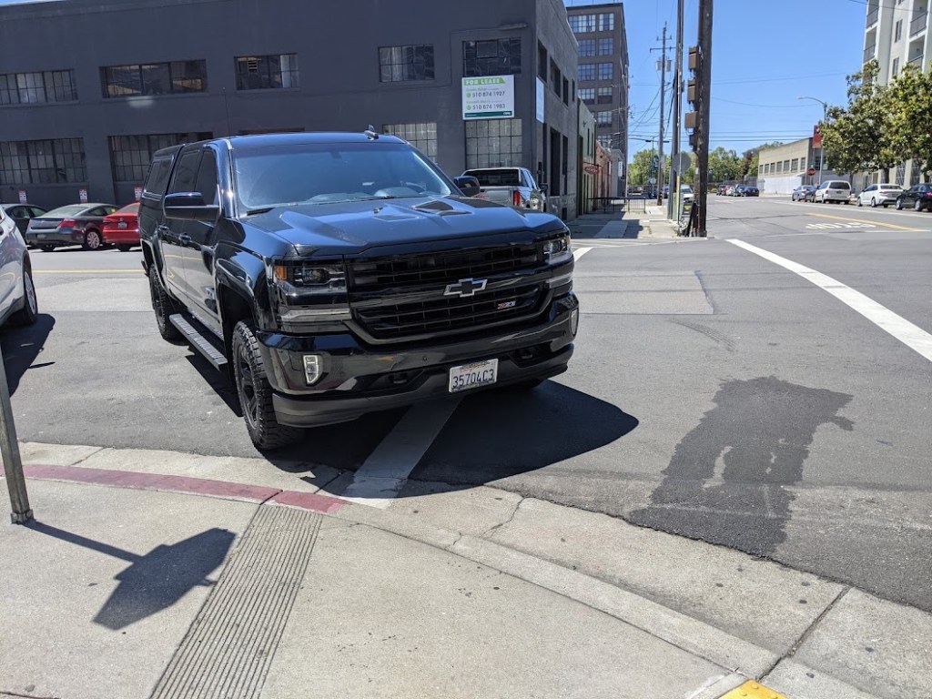 How Surging Pickup and SUV Sales Are Undermining Carbon Reductions From EVs