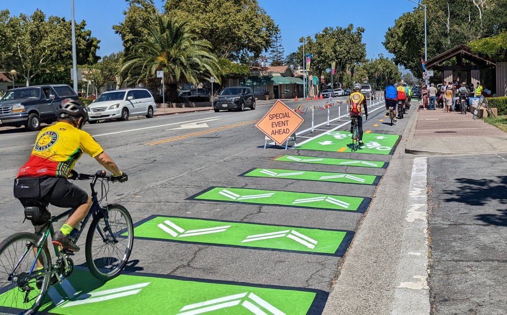 Advocates Work with San Leandro, Build Pop-up Protected Lanes