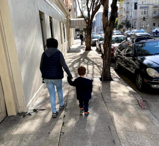 The narrow sidewalks on Franklin. Photo: Shanan Delp