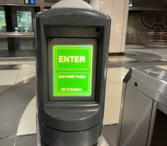 Los Angeles Transit Starts Fare Capping