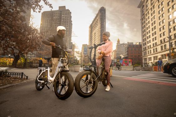 Study: Most US Cyclists Say They’d Move To Cities That Offered to Buy Them E-Bikes