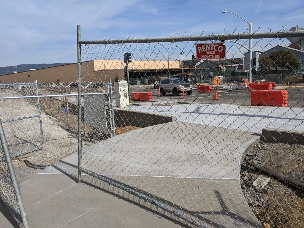 Eyes on the Street: Short but Sweet Jingletown/Fruitvale Ave. Bay Trail Connector Almost Done