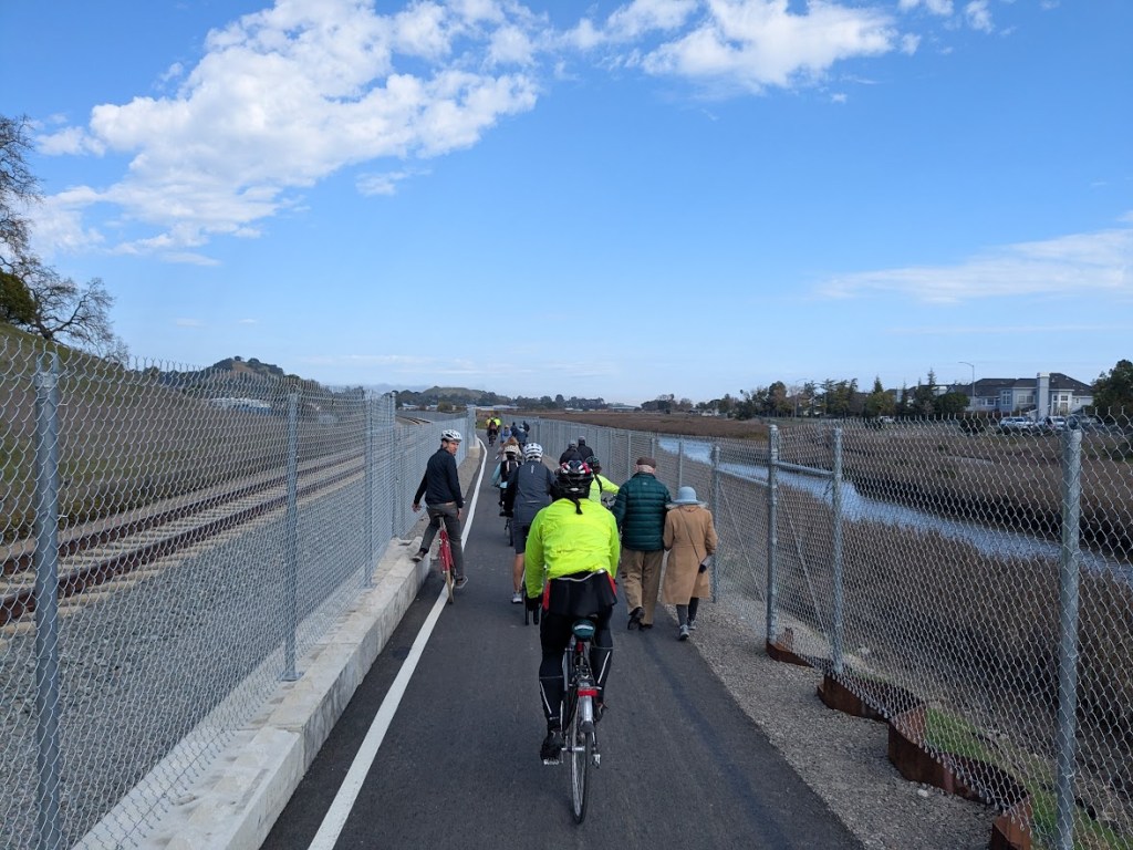 Two-Item Tuesday: Advocates Celebrate More SMART Bike Path
