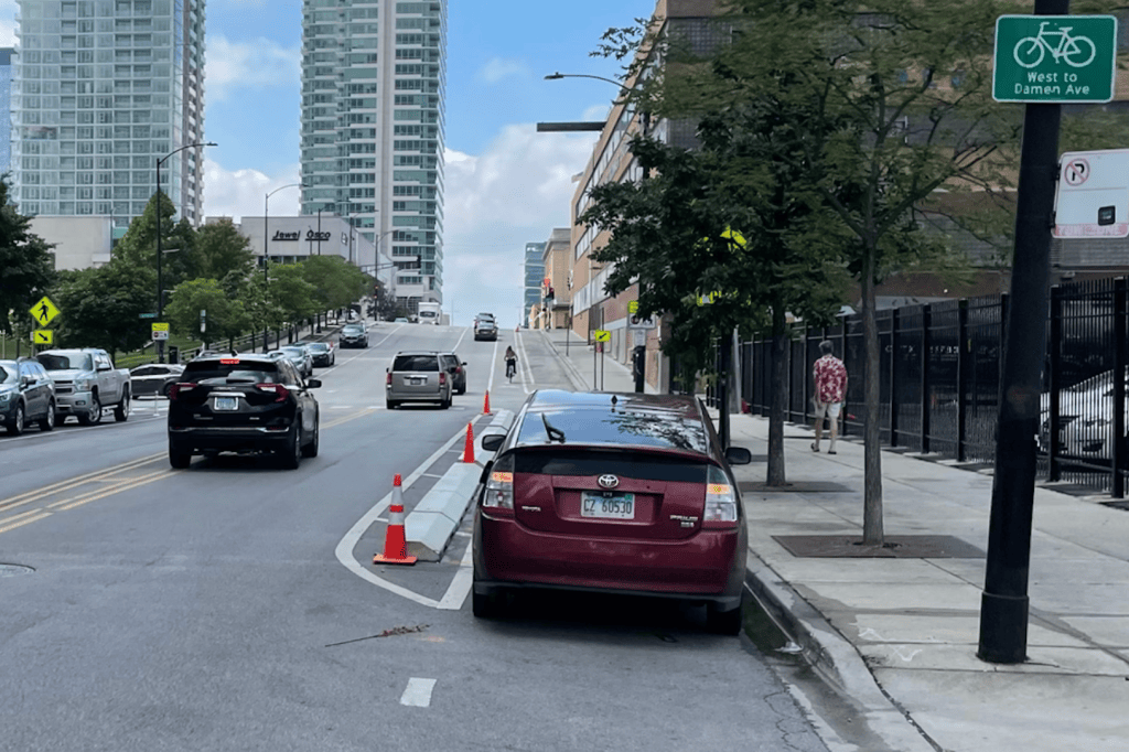 Chicago Is Geting Cameras to Catch Bus and Bike Lane Blockers Citywide